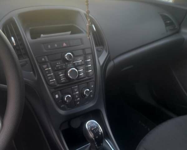 Белый Опель Астра, объемом двигателя 1.69 л и пробегом 217 тыс. км за 6800 $, фото 22 на Automoto.ua