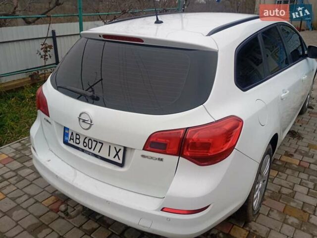 Белый Опель Астра, объемом двигателя 1.3 л и пробегом 268 тыс. км за 5700 $, фото 3 на Automoto.ua