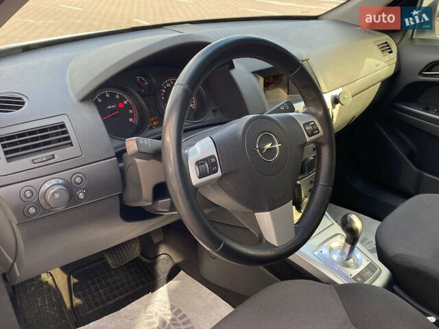 Білий Опель Астра, об'ємом двигуна 1.6 л та пробігом 201 тис. км за 6300 $, фото 14 на Automoto.ua