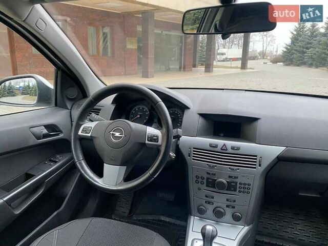 Білий Опель Астра, об'ємом двигуна 1.6 л та пробігом 132 тис. км за 5800 $, фото 15 на Automoto.ua