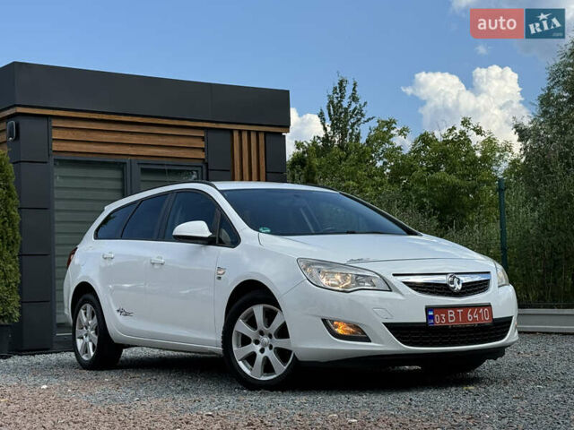 Білий Опель Астра, об'ємом двигуна 1.7 л та пробігом 230 тис. км за 6899 $, фото 2 на Automoto.ua
