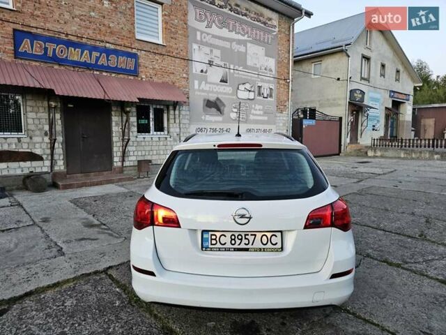 Белый Опель Астра, объемом двигателя 1.7 л и пробегом 252 тыс. км за 6500 $, фото 19 на Automoto.ua