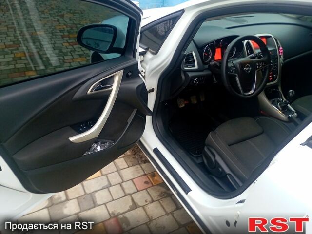 Білий Опель Астра, об'ємом двигуна 1.2 л та пробігом 260 тис. км за 5700 $, фото 7 на Automoto.ua