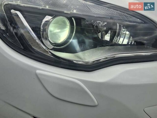 Белый Опель Астра, объемом двигателя 1.7 л и пробегом 232 тыс. км за 8500 $, фото 34 на Automoto.ua