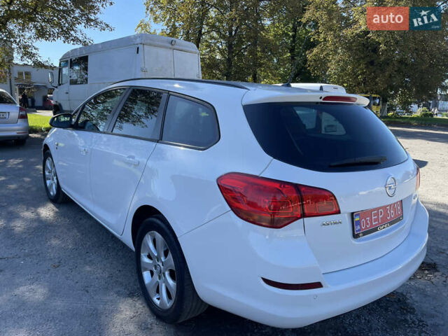 Белый Опель Астра, объемом двигателя 1.7 л и пробегом 209 тыс. км за 7350 $, фото 9 на Automoto.ua