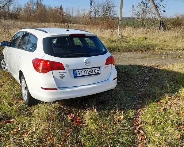 Белый Опель Астра, объемом двигателя 1.69 л и пробегом 217 тыс. км за 6800 $, фото 6 на Automoto.ua