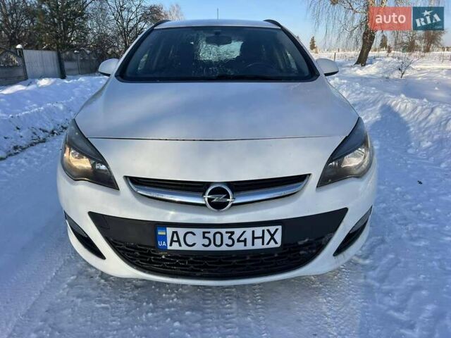Белый Опель Астра, объемом двигателя 1.3 л и пробегом 287 тыс. км за 5900 $, фото 2 на Automoto.ua