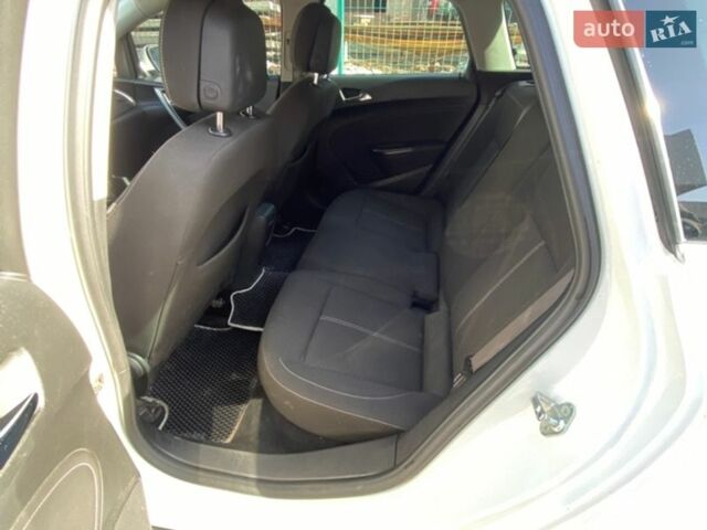 Білий Опель Астра, об'ємом двигуна 1.3 л та пробігом 270 тис. км за 5800 $, фото 7 на Automoto.ua