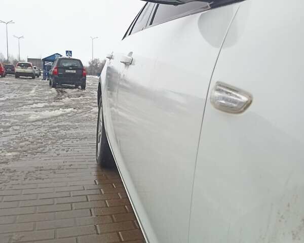 Білий Опель Астра, об'ємом двигуна 1.7 л та пробігом 300 тис. км за 5800 $, фото 4 на Automoto.ua