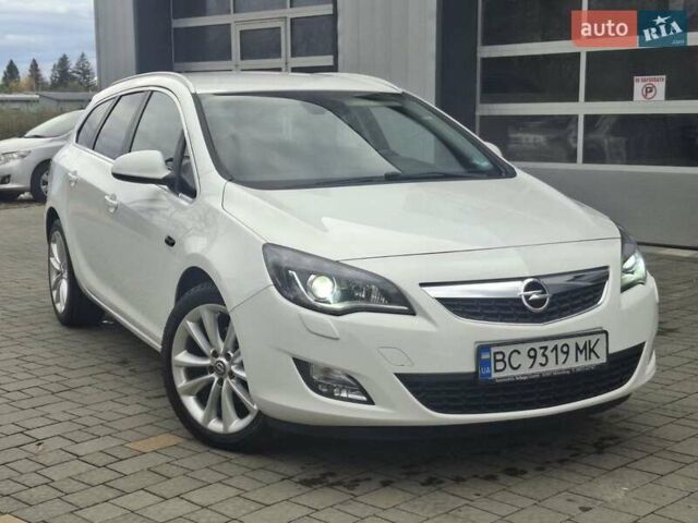 Опель Астра 2012 у Дрогобичі на Automoto.ua Білий Опель Астра, об'ємом двигуна 1.7 л та пробігом 232 тис. км за 8500 $, фото 22 на Automoto.ua