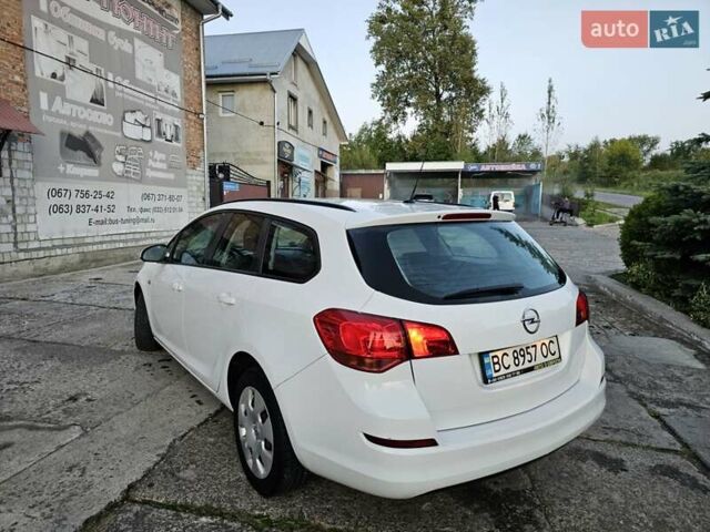 Белый Опель Астра, объемом двигателя 1.7 л и пробегом 252 тыс. км за 6500 $, фото 24 на Automoto.ua