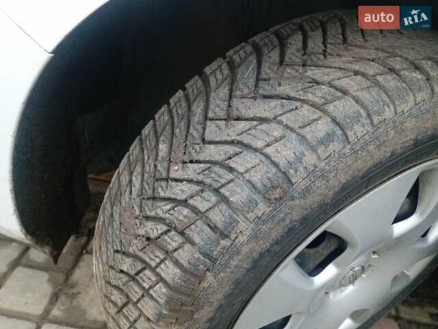 Белый Опель Астра, объемом двигателя 1.3 л и пробегом 268 тыс. км за 5700 $, фото 13 на Automoto.ua