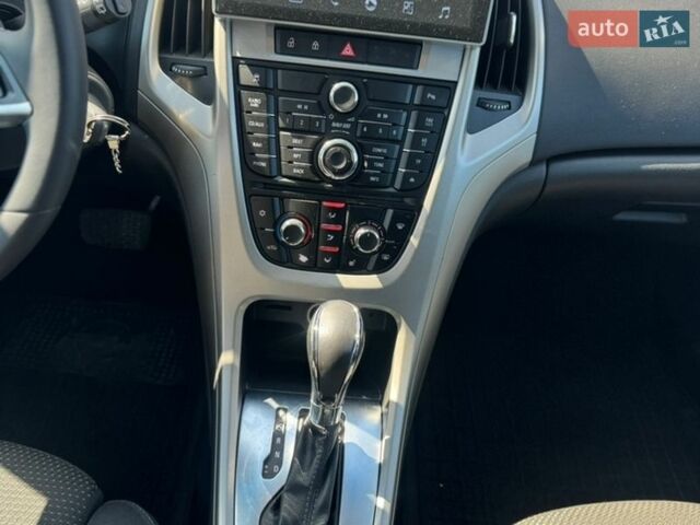 Білий Опель Астра, об'ємом двигуна 1.6 л та пробігом 192 тис. км за 7950 $, фото 21 на Automoto.ua