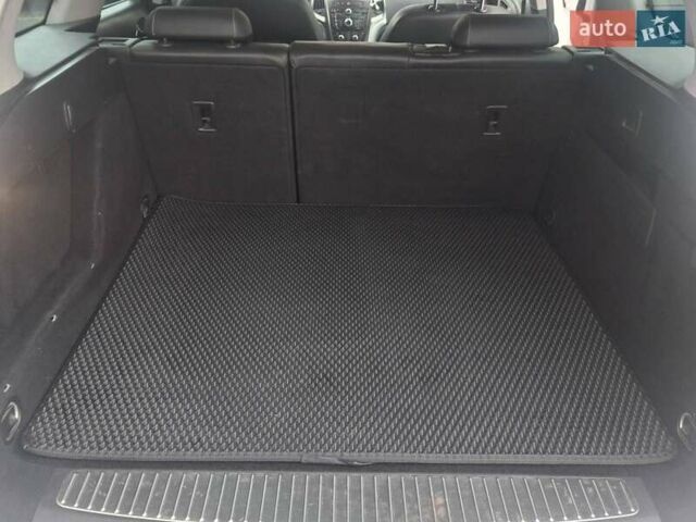 Опель Астра 2012 у Дрогобичі на Automoto.ua Білий Опель Астра, об'ємом двигуна 1.7 л та пробігом 232 тис. км за 8500 $, фото 40 на Automoto.ua