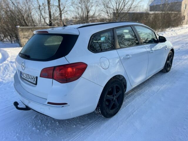 Белый Опель Астра, объемом двигателя 1.2 л и пробегом 287 тыс. км за 5600 $, фото 14 на Automoto.ua