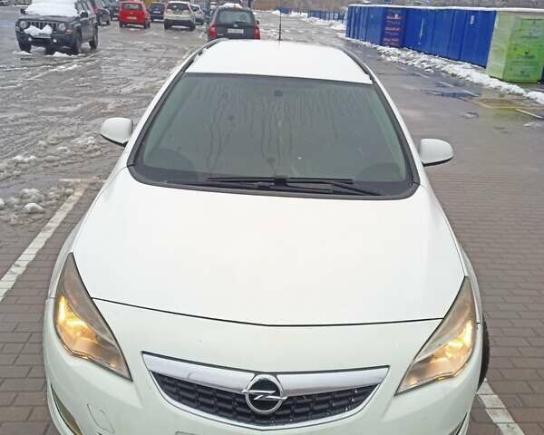 Білий Опель Астра, об'ємом двигуна 1.7 л та пробігом 300 тис. км за 5800 $, фото 1 на Automoto.ua