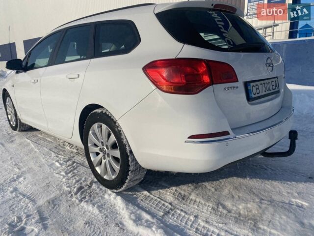 Белый Опель Астра, объемом двигателя 1.69 л и пробегом 290 тыс. км за 6900 $, фото 4 на Automoto.ua