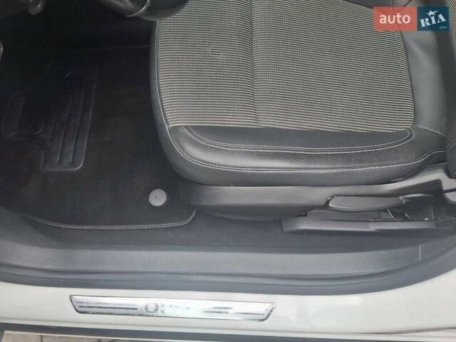 Белый Опель Астра, объемом двигателя 1.7 л и пробегом 232 тыс. км за 8500 $, фото 36 на Automoto.ua