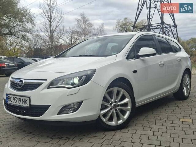 Белый Опель Астра, объемом двигателя 1.7 л и пробегом 232 тыс. км за 8500 $, фото 6 на Automoto.ua