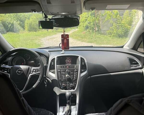 Белый Опель Астра, объемом двигателя 1.96 л и пробегом 240 тыс. км за 7900 $, фото 3 на Automoto.ua