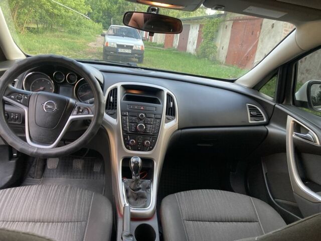 Білий Опель Астра, об'ємом двигуна 1.3 л та пробігом 295 тис. км за 5300 $, фото 4 на Automoto.ua