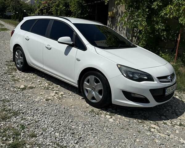 Белый Опель Астра, объемом двигателя 1.96 л и пробегом 240 тыс. км за 7900 $, фото 2 на Automoto.ua