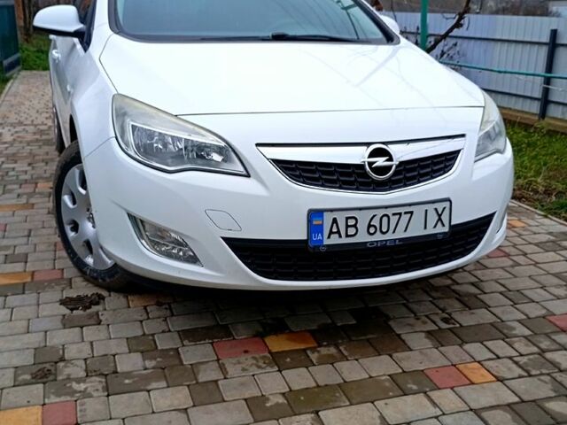 Білий Опель Астра, об'ємом двигуна 1.2 л та пробігом 260 тис. км за 5700 $, фото 1 на Automoto.ua