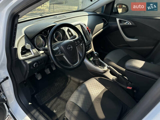 Білий Опель Астра, об'ємом двигуна 1.7 л та пробігом 175 тис. км за 8500 $, фото 13 на Automoto.ua