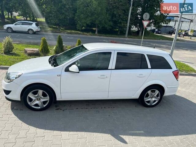 Білий Опель Астра, об'ємом двигуна 1.6 л та пробігом 136 тис. км за 7500 $, фото 9 на Automoto.ua