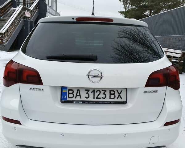 Білий Опель Астра, об'ємом двигуна 1.7 л та пробігом 245 тис. км за 7600 $, фото 1 на Automoto.ua