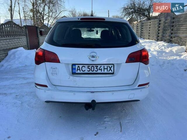 Белый Опель Астра, объемом двигателя 1.3 л и пробегом 287 тыс. км за 5900 $, фото 7 на Automoto.ua