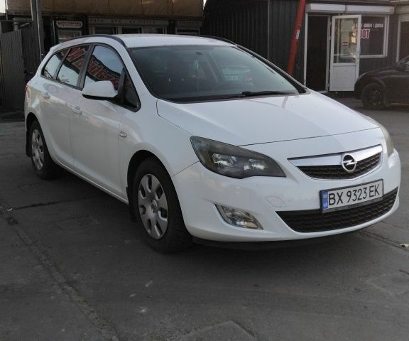 Білий Опель Астра, об'ємом двигуна 0 л та пробігом 300 тис. км за 6300 $, фото 1 на Automoto.ua