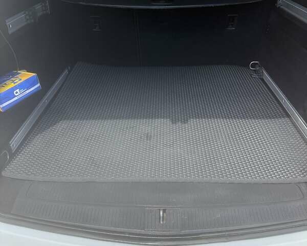 Белый Опель Астра, объемом двигателя 1.96 л и пробегом 240 тыс. км за 7900 $, фото 4 на Automoto.ua