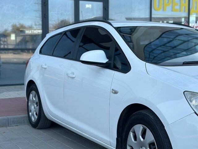 Білий Опель Астра, об'ємом двигуна 1.25 л та пробігом 267 тис. км за 5499 $, фото 9 на Automoto.ua
