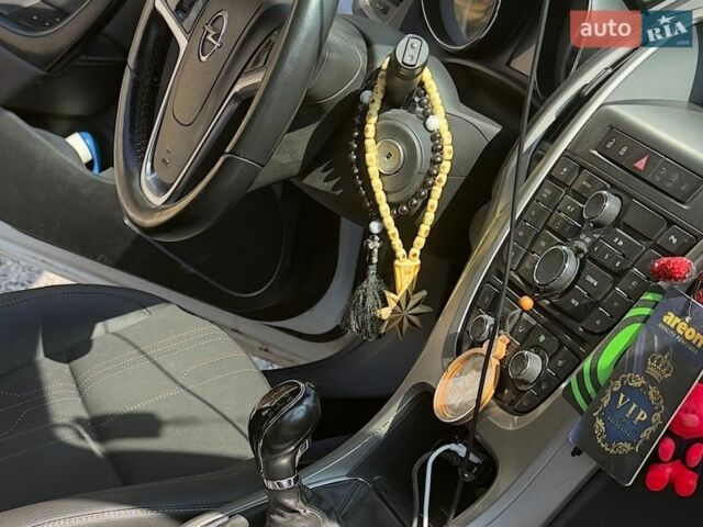 Белый Опель Астра, объемом двигателя 1.4 л и пробегом 207 тыс. км за 6850 $, фото 2 на Automoto.ua