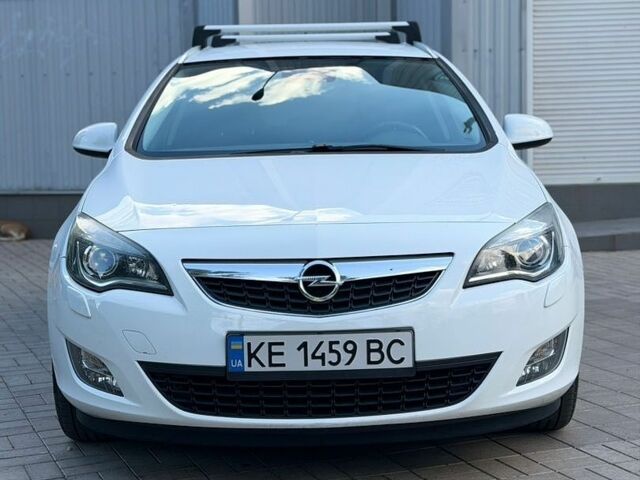 Білий Опель Астра, об'ємом двигуна 1.4 л та пробігом 175 тис. км за 7200 $, фото 4 на Automoto.ua