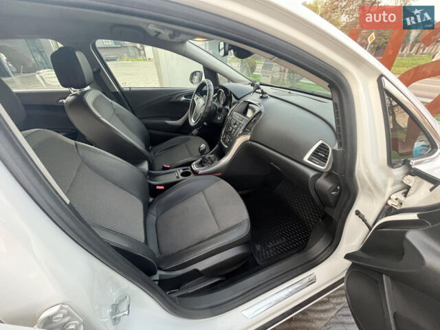 Білий Опель Астра, об'ємом двигуна 1.6 л та пробігом 223 тис. км за 7800 $, фото 8 на Automoto.ua