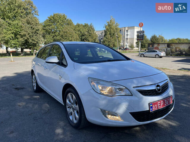 Белый Опель Астра, объемом двигателя 1.7 л и пробегом 209 тыс. км за 7350 $, фото 31 на Automoto.ua