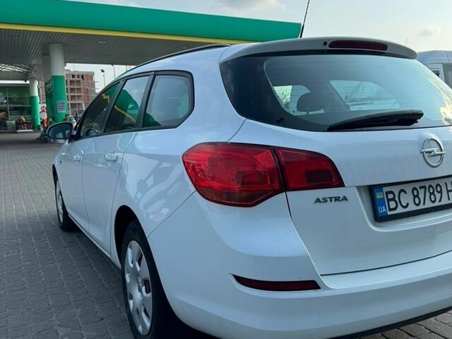 Білий Опель Астра, об'ємом двигуна 1.69 л та пробігом 203 тис. км за 7500 $, фото 8 на Automoto.ua