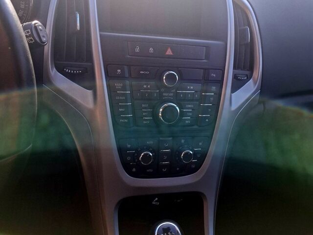 Белый Опель Астра, объемом двигателя 2 л и пробегом 18600 тыс. км за 7300 $, фото 7 на Automoto.ua