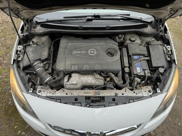 Белый Опель Астра, объемом двигателя 2 л и пробегом 167 тыс. км за 10500 $, фото 19 на Automoto.ua