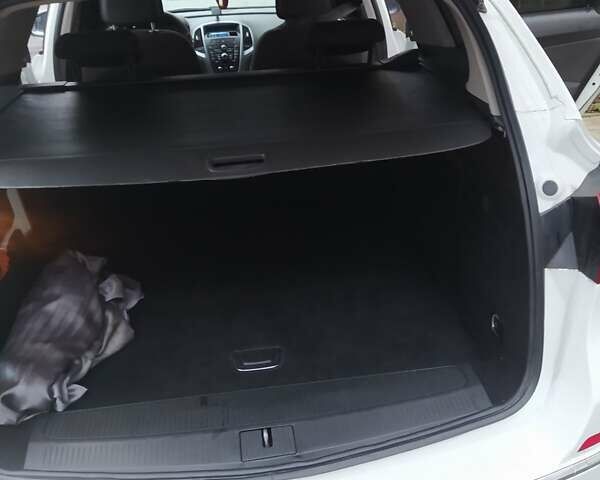 Белый Опель Астра, объемом двигателя 1.3 л и пробегом 190 тыс. км за 6800 $, фото 10 на Automoto.ua