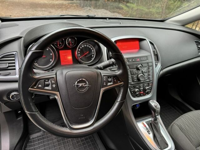 Белый Опель Астра, объемом двигателя 2 л и пробегом 167 тыс. км за 10500 $, фото 14 на Automoto.ua