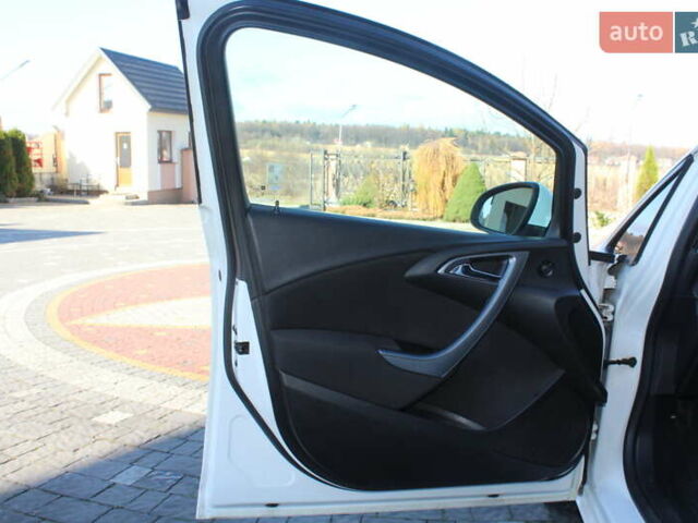 Белый Опель Астра, объемом двигателя 1.69 л и пробегом 224 тыс. км за 7490 $, фото 31 на Automoto.ua