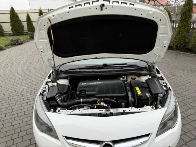 Белый Опель Астра, объемом двигателя 1.7 л и пробегом 211 тыс. км за 6499 $, фото 18 на Automoto.ua