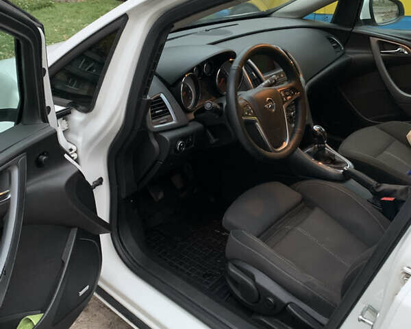 Білий Опель Астра, об'ємом двигуна 1.69 л та пробігом 305 тис. км за 5800 $, фото 6 на Automoto.ua