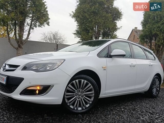 Белый Опель Астра, объемом двигателя 1.4 л и пробегом 203 тыс. км за 6300 $, фото 17 на Automoto.ua