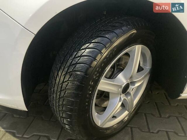 Белый Опель Астра, объемом двигателя 1.96 л и пробегом 340 тыс. км за 7800 $, фото 9 на Automoto.ua