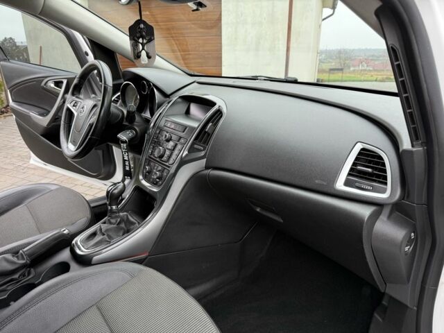 Белый Опель Астра, объемом двигателя 1.7 л и пробегом 211 тыс. км за 6499 $, фото 11 на Automoto.ua