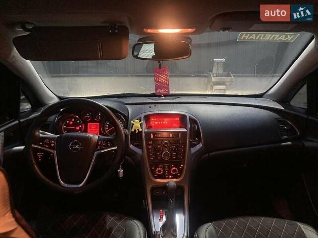 Белый Опель Астра, объемом двигателя 1.96 л и пробегом 340 тыс. км за 7800 $, фото 7 на Automoto.ua